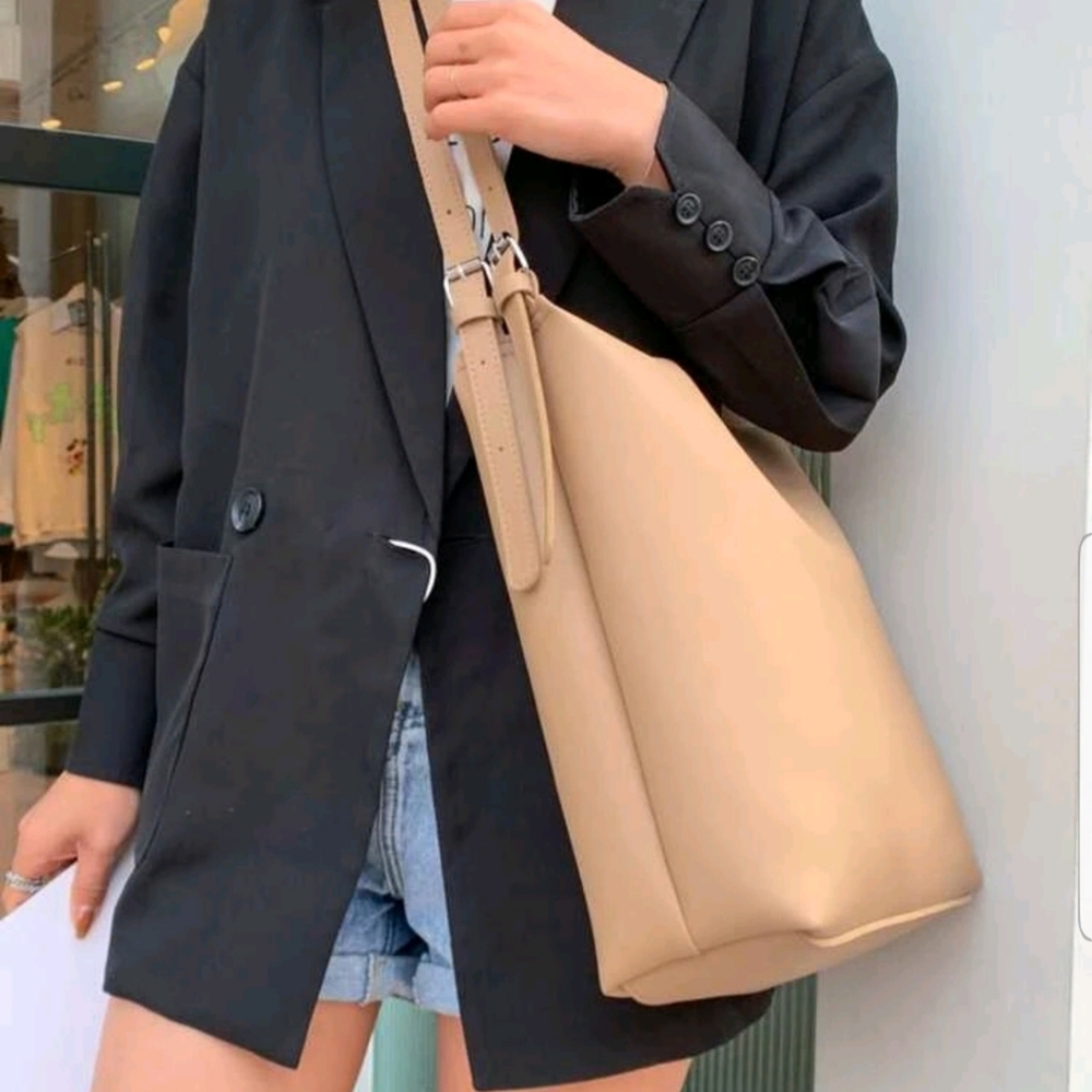Beige bag
